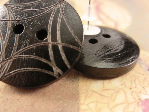 Gravur Knopf Ohrringe Holz Natur Button